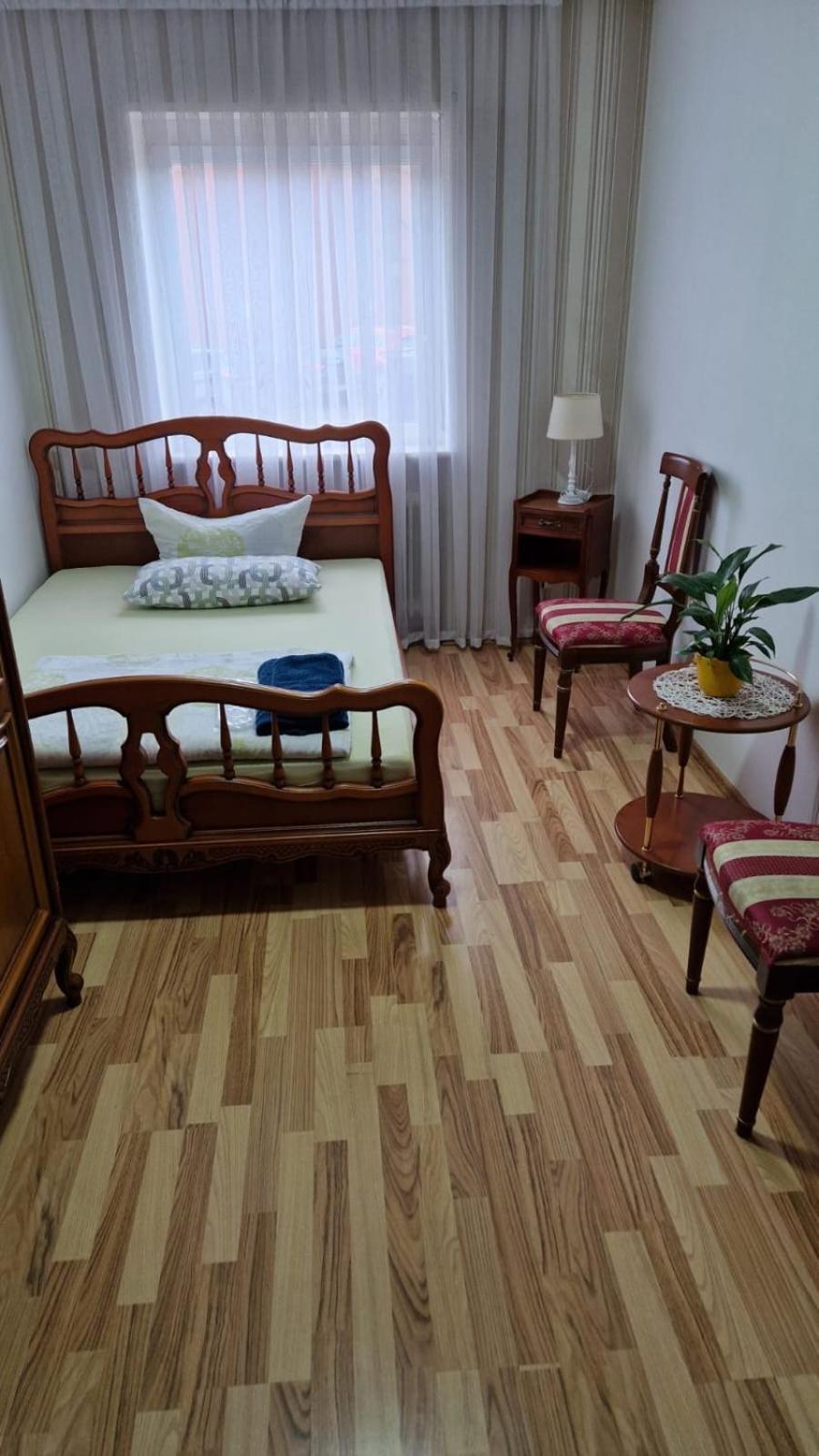 Ferienwohnung - Am Stadtgarten Saarlouis Luaran gambar
